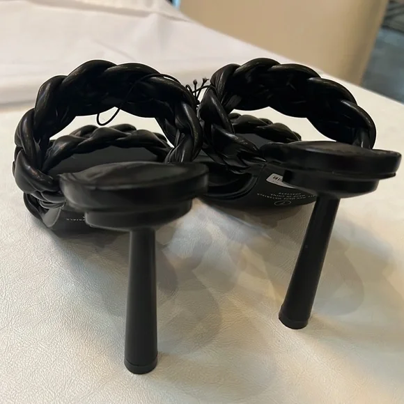 BRAND NEW LILIANA BLACK BRAIDED HEELS! - Picture 3 of 15